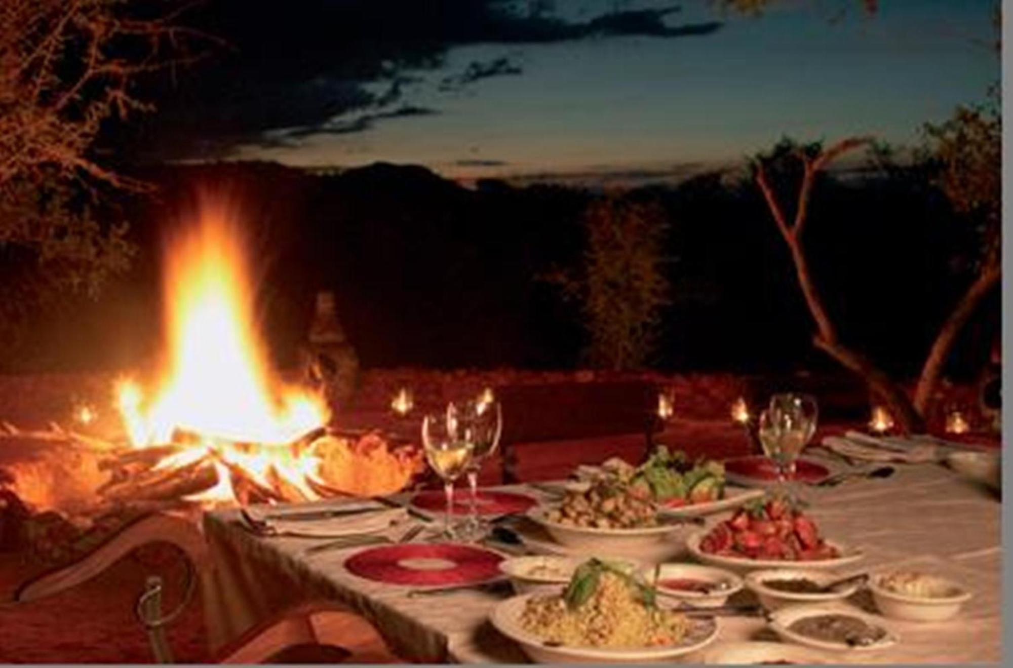 Etali Safari Lodge 马迪克韦狩猎保护区 外观 照片